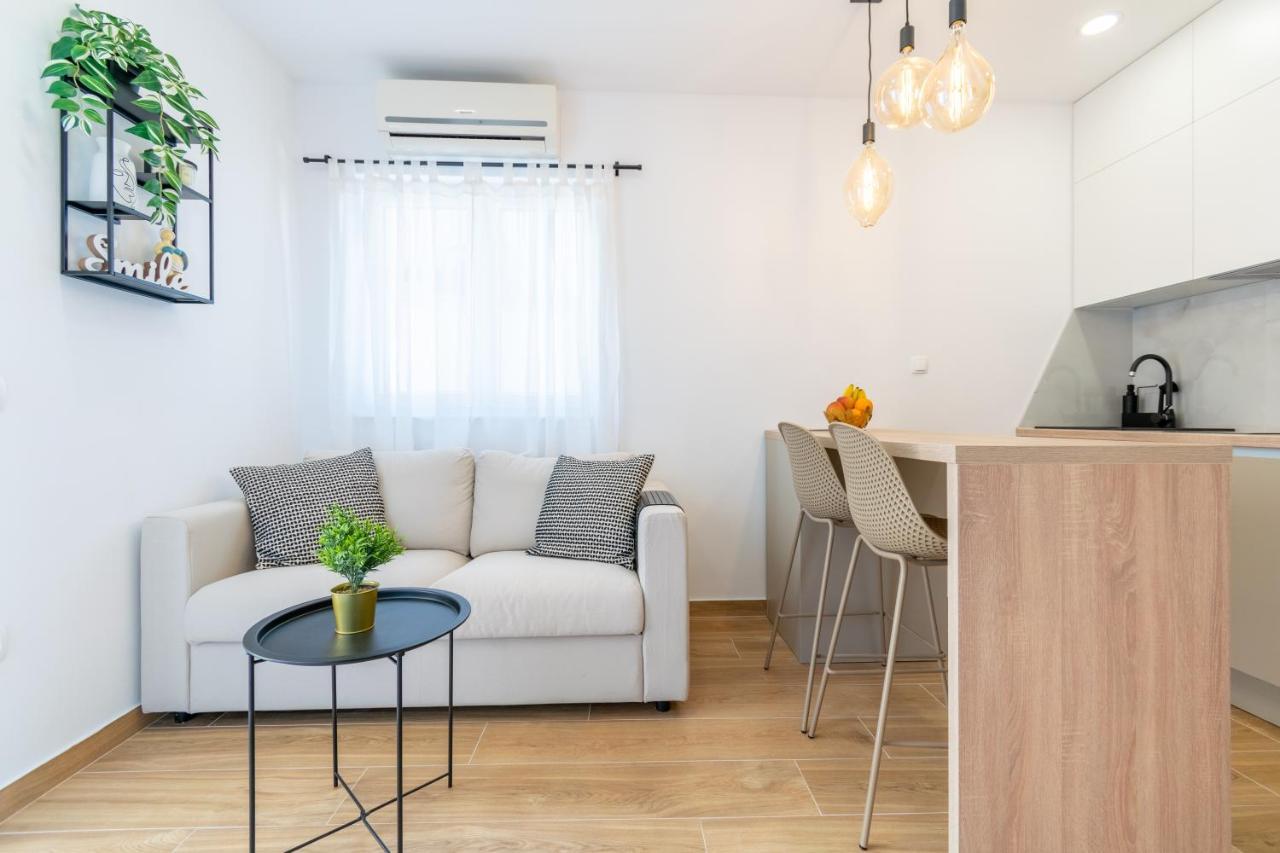 Apartmani Zora Makarska Exterior foto