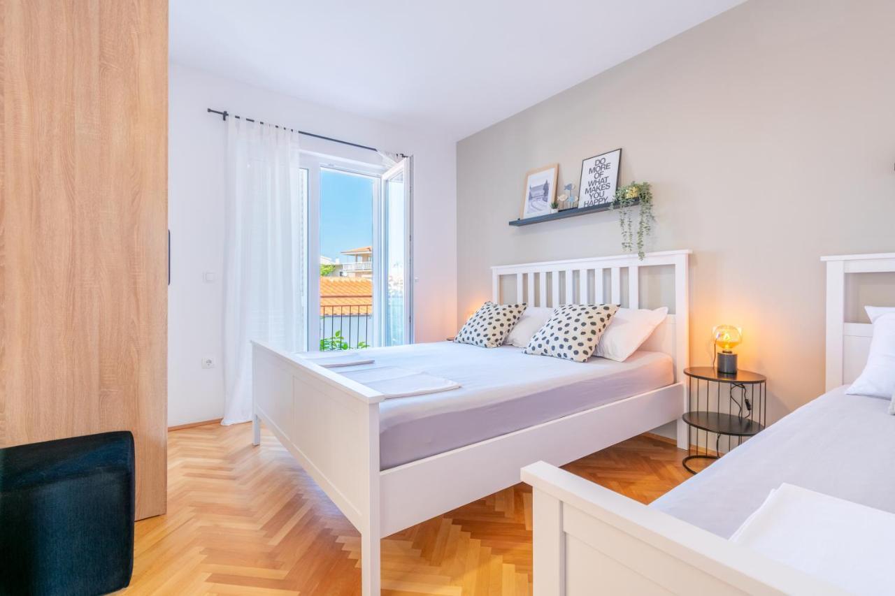 Apartmani Zora Makarska Exterior foto