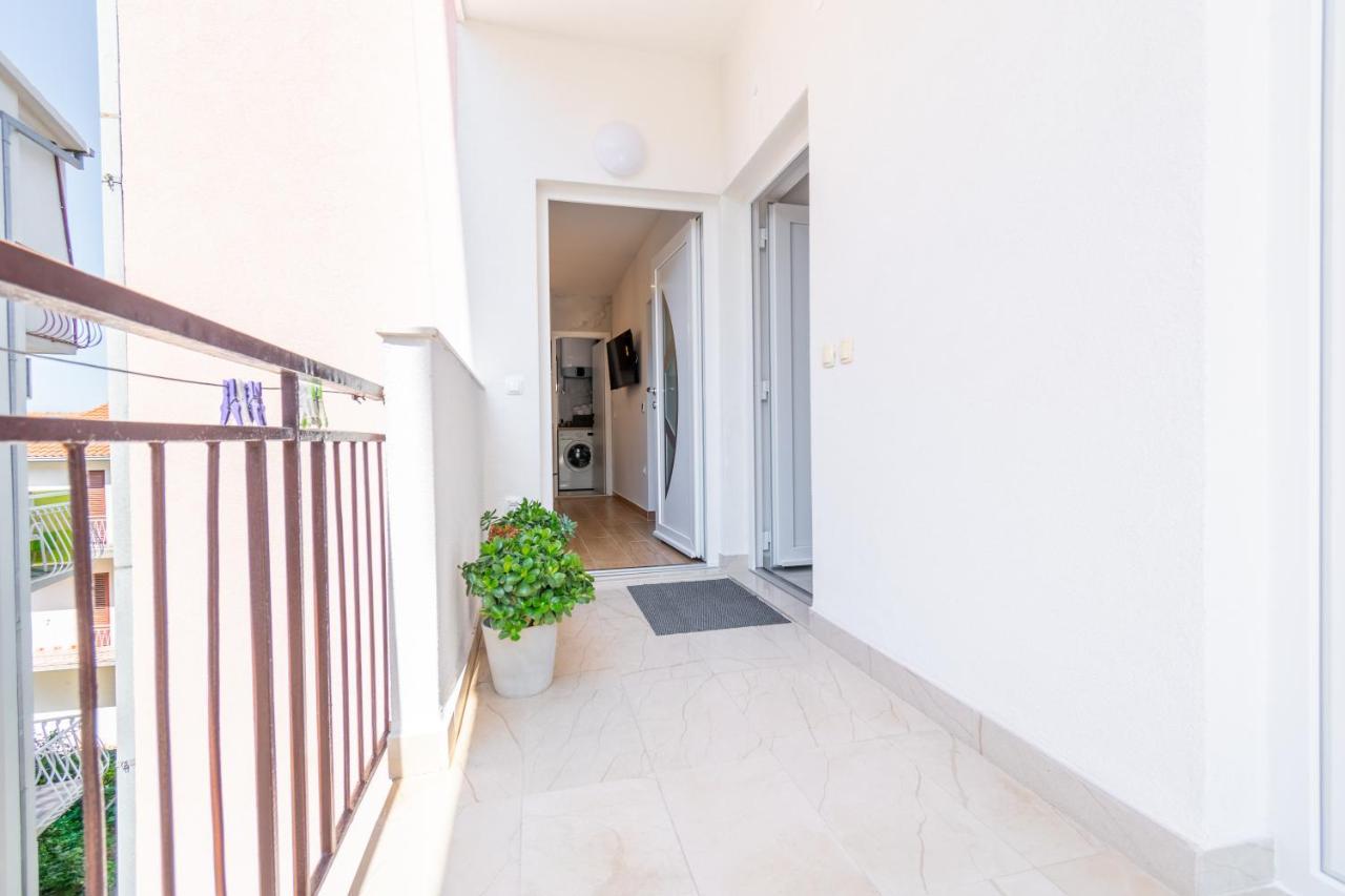 Apartmani Zora Makarska Exterior foto