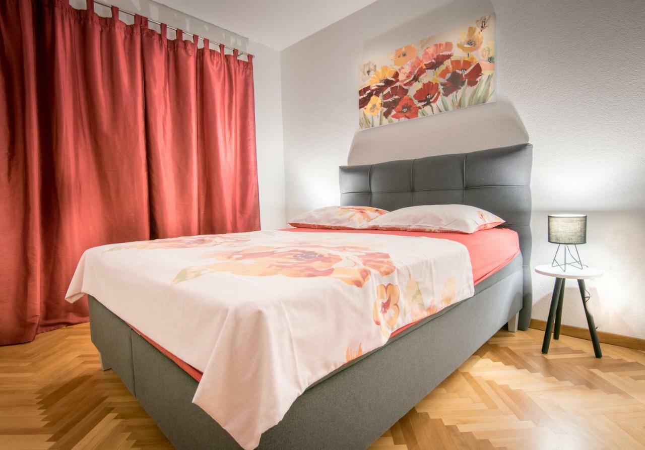 Apartmani Zora Makarska Exterior foto